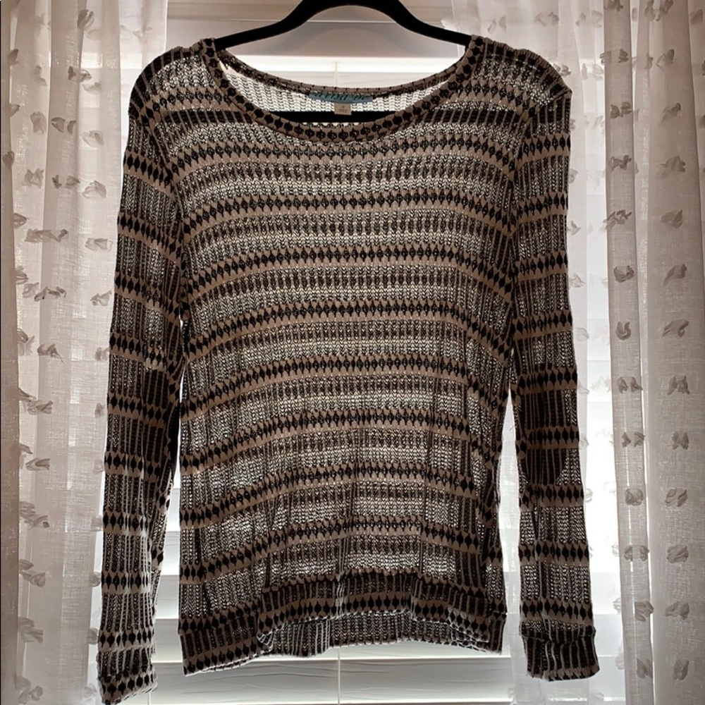 Black & white top by Dina Be